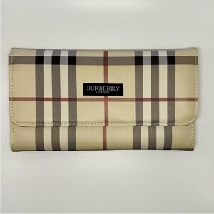 🥂SOLD🥂BURBERRY Classic Check Long Wallet